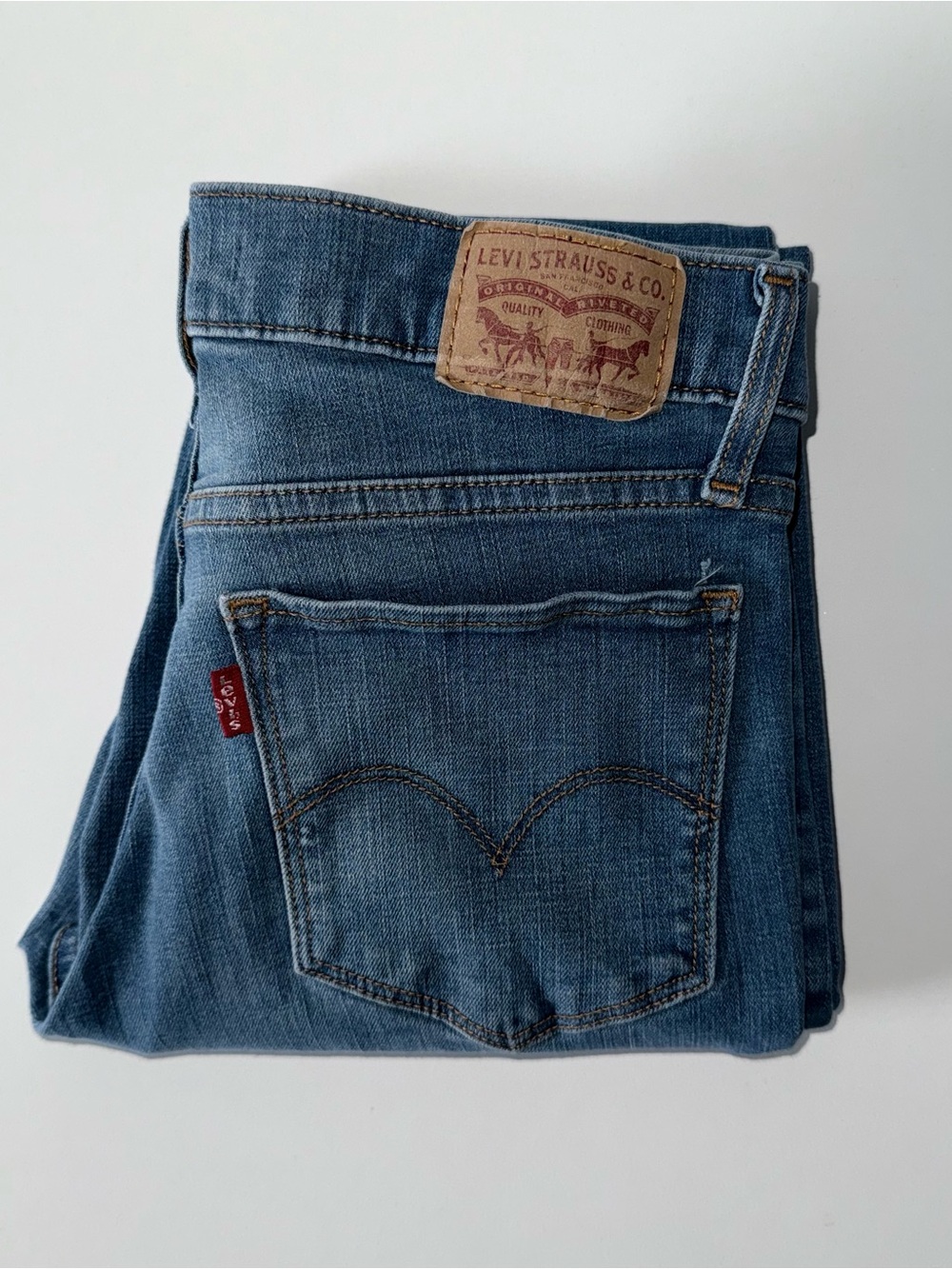 Levi's Women's 26 Shaping Bootcut Stretch Blue Denim Jeans